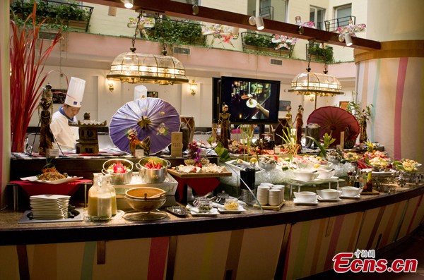 Food served at the Indonesian Food Festival buffet, March 5, 2016. (Photo: Ecns.cn/Wang Fan)