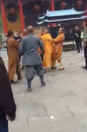 A video clip shows monks fight in a temple in Yangzhou City,  East China's Jiangsu Province.  