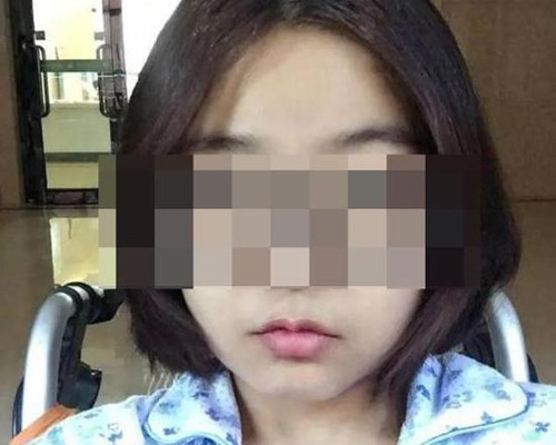 Liu Lingli, an English teacher of the Bowen College of Lanzhou Jiaotong University, dies on Aug. 14. (Photo/China Youth Daily)