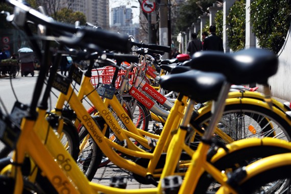 Shared bikes are put into use in Shanghai. (Photo/China News Service)