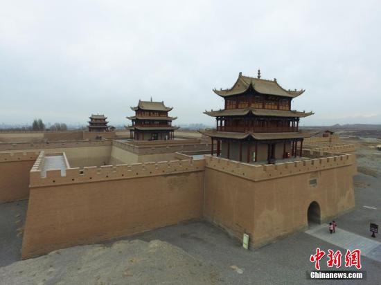 Jiayuguan Pass, the west end of the Great Wall in Gansu Province. (Photo/China News Service
