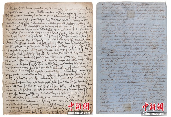 This combo photo shows manuscripts by Karl Marx (L) and Friedrich Engels (R) respectively. (Photos provided to China News Service) This combo photo shows manuscripts by Karl Marx (L) and Friedrich Engels (R) respectively. (Photos provided to China News Service)
