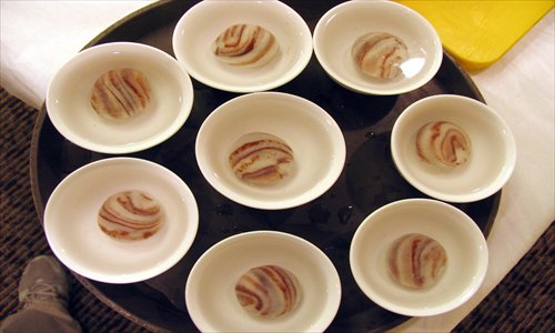 Colorful pebble-like tangyuan