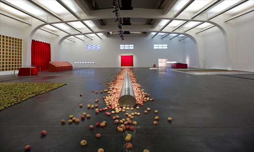 Gu Dexin's The Important Thing Is Not the Meat [Photo: Eric Gregory Powell]