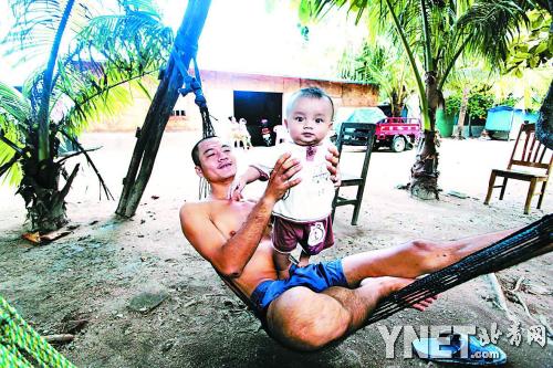 The youngest resident on Yongxing Island is only 6 months old. [Photo/ynet.com]