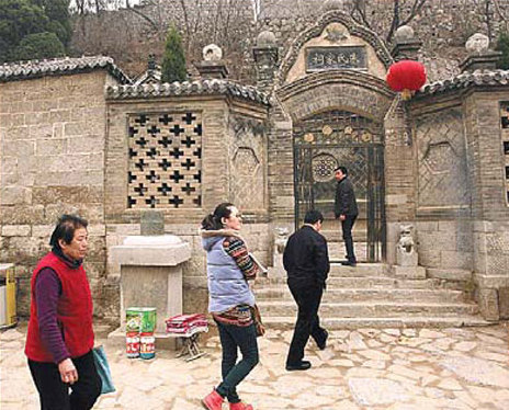 The Zhu Family ancestral hall built in the Qing Dynasty remains in good condition.