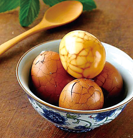 Teaflavored boiled egg a popular