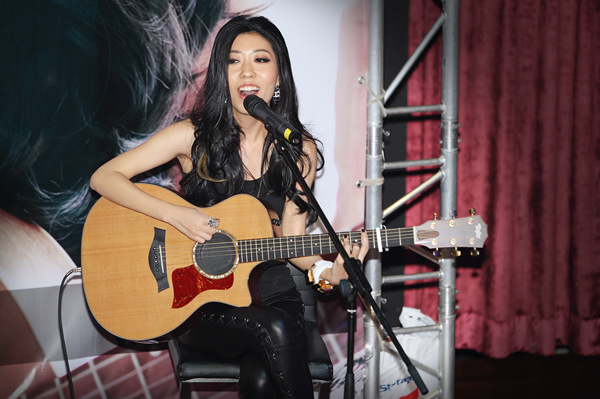 Singer-songwriter Qu Wanting will kick off her 22-city national tour from Beijing, after her monthlong road trip through North America early this year. Photo provided to China Daily    