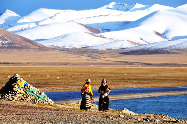 Nam Co (Lake) is a big attraction for tourists and Tibetan pilgrims alike.