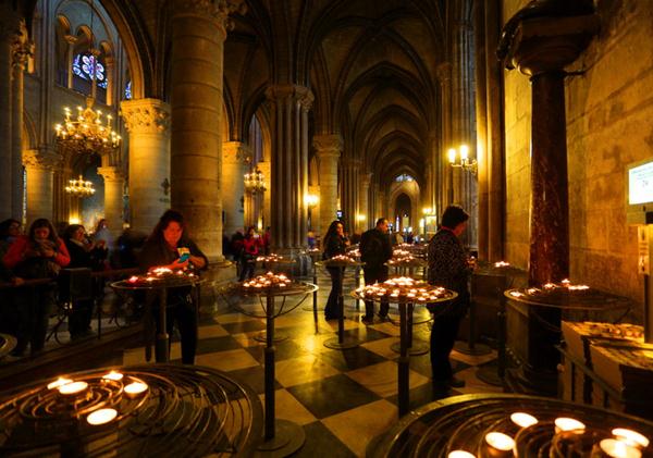 Interior of Notre Dame de Paris. Photo by Liu Jiwen / Provided to chinadaily.com.cn