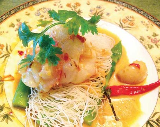 Perfect prawn: A curry shrimp that reflects Singaporean influences. [Photo provided to Shanghai Star]