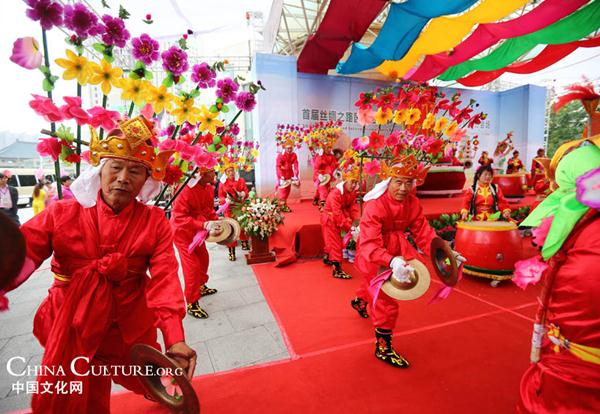 The first Silk Road International Arts Festival is held in Xi'an during Sept 12 to Sept 27, 2014. [Photo/Lu Xu]  