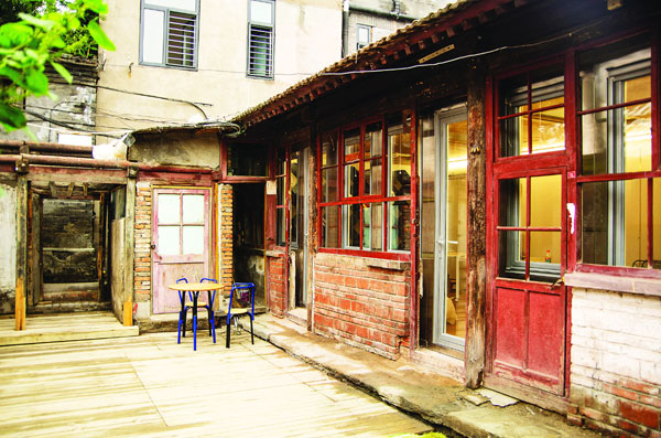 Architects and designers seek to improve the quality of life with projects such as the plug-in house in the Dashila'r hutong community.  