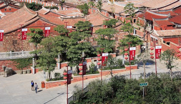 The Wudianshi neighborhood in Quanzhou includes buildings from the Song and Ming dynasties. Shi Qingliang / For China Daily  