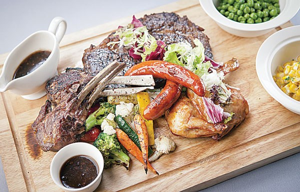 Mixed grill [Photo provided to Shanghai Star]  