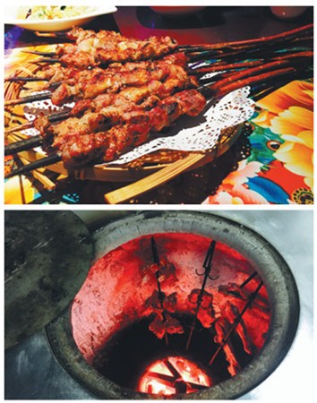 Grilled mutton kebabs (top) and the original naan pit barbecue from the Xinjiang Uygur autonomous region.(Photo by Lin Zhihua/China Daily)