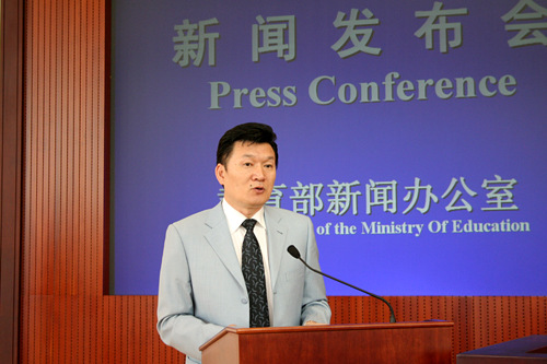 Wang Xuming is mostly remembered for his role as spokesman of the Ministry of Education (MOE) from 2003 to 2008.