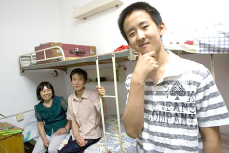 Zhang Xinyang was still a 13 year-old boy when enrolled as a postgraduate.