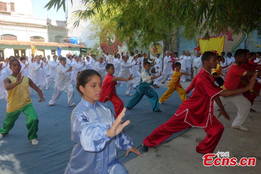 Martial arts popular in Havana(1/5)