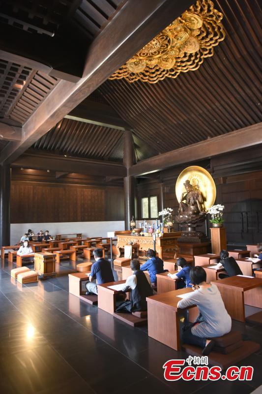 Li Ka-shing-funded U.S.$193 mln monastery opens to public(1/6)