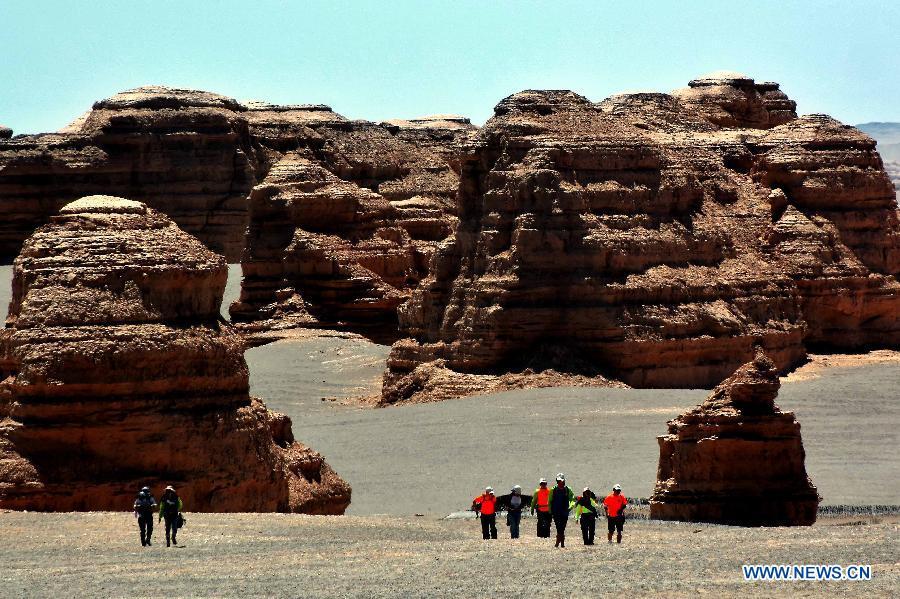 Yardang landforms at Dunhuang Yardang National Geopark(6/11)