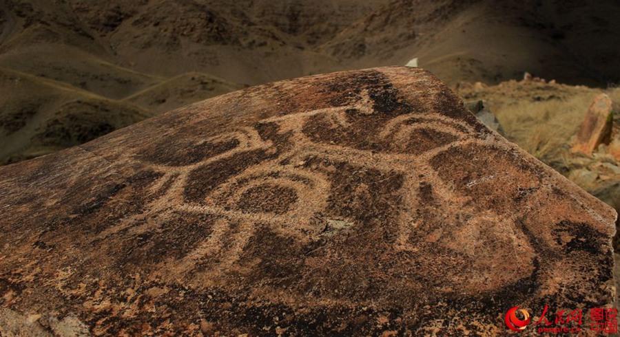 The remains of the Great Wall from Qin Dynasty in Yinshan Mountain (1/6)