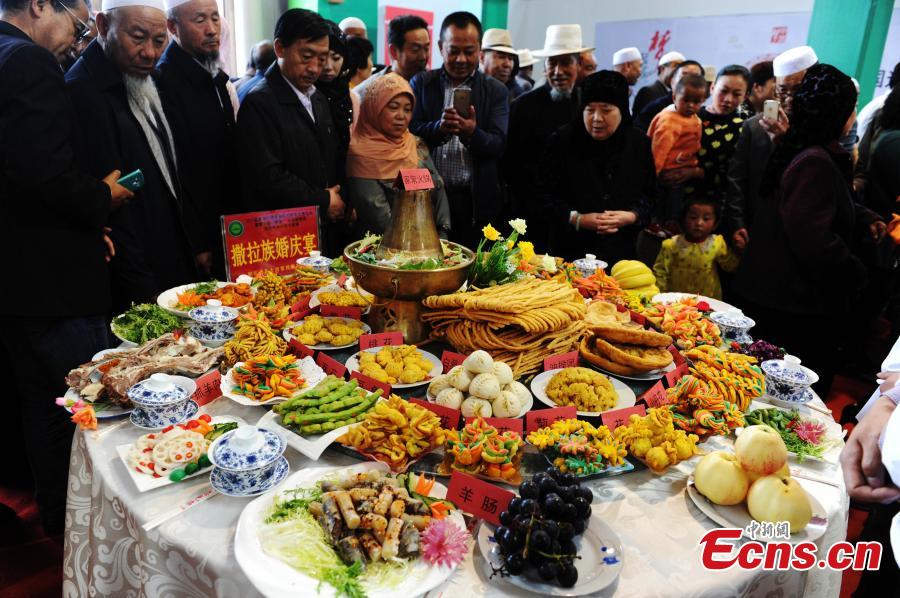 Traditional Muslim food exhibited in Gansu(1/1)