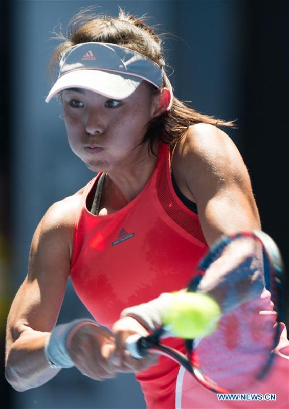 Wang Qiang of China beats Stephens 2-0 at Australian Open(1/3)