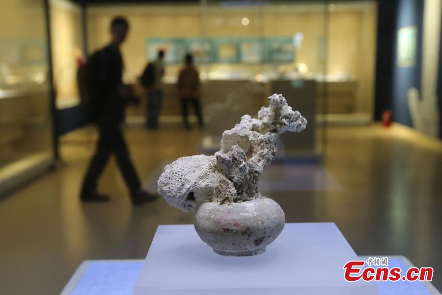 Relics from ship wreckage on display in Nanjing(1/6)