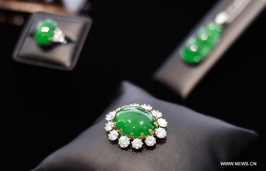 Media preview of Christie's HK 2016 Spring Auction(1/3)