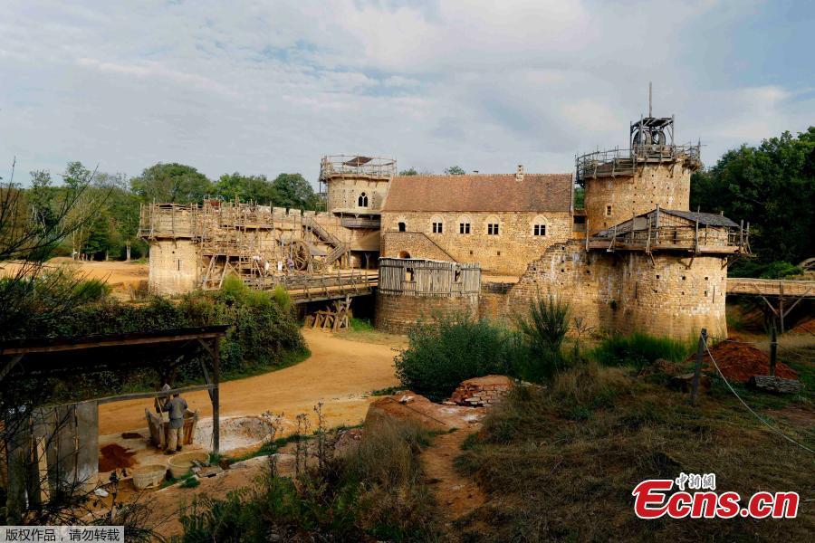 The Guédelon Castle under construction in Treigny, France, Sept. 13, 2016. Conceived by Michel Guyot, owner of Saint-Fargeau Castle, the project started in 1997 and the aim is to build an entire castle using nothing but tools, techniques, and materials that 13th century workers would use. The project has created jobs and is now a tourist destination, with more than 300,000 visits each year. (Photo/Agencies)