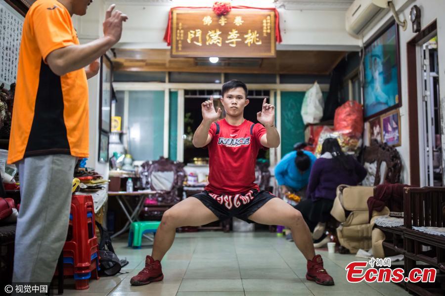 16-year-old spearheads Choy Li Fut Kung Fu in Guangzhou (1/4)