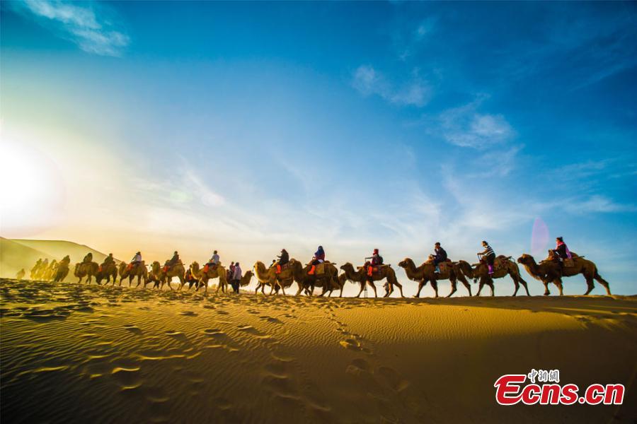 Tourists to Dunhuang increase by 38% over tomb-sweeping holiday(1/5)