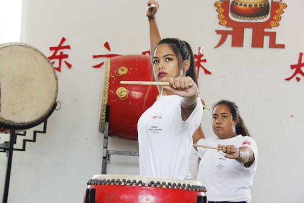 French students channel the art of drumming in Taiyuan (1/8)