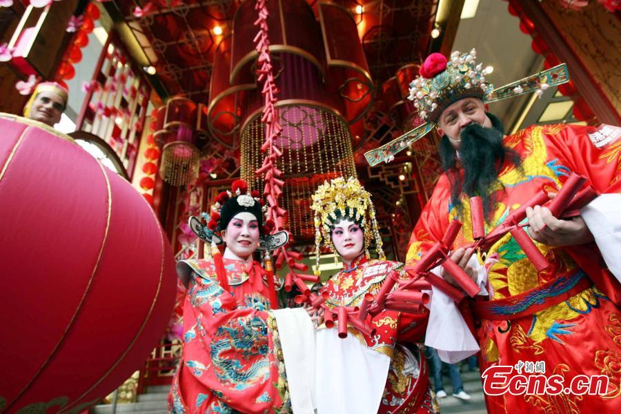 Traditional Culture Thrives In Modern Hong Kong 1 8 