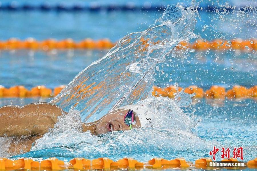 Sun Yang competes in the men\'s 400m freestyle at the China Swimming National Championships in Taiyuan City, Shanxi Province, April 15, 2018. Sun won three gold medals at the championships. (Photo: China News Service/Wu Junjie)