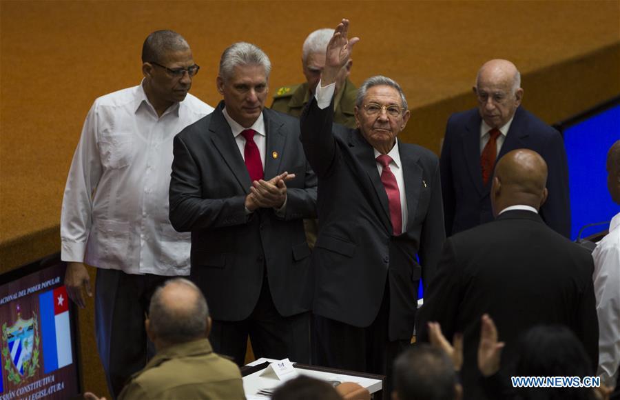 Raul Castro (R, center) and Miguel Diaz-Canel (L, center) attend a session of the National Assembly of People\'s Power in Havana, capital of Cuba, April 19, 2018. Miguel Diaz-Canel was elected on Thursday as Cuba\'s new president, as the successor of Raul Castro, who concluded two consecutive five-year terms in office. (Xinhua/Irene Perez/CUBADEBATE)