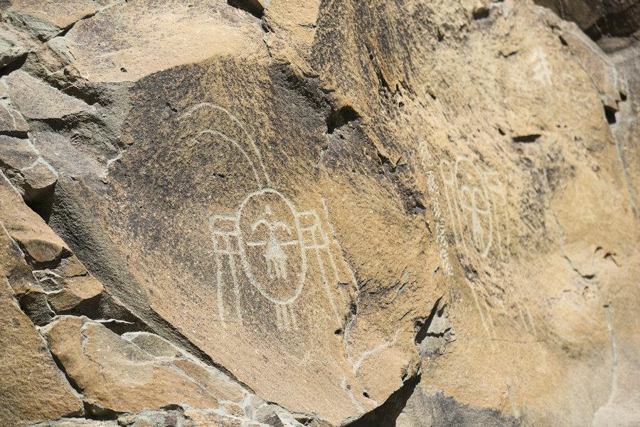 Rock art on the Helan Mountain in Ningxia Hui autonomous region, May 21, 2018. (Photo provided to chinadaily.com.cn)

There is an old, clever saying —if the \