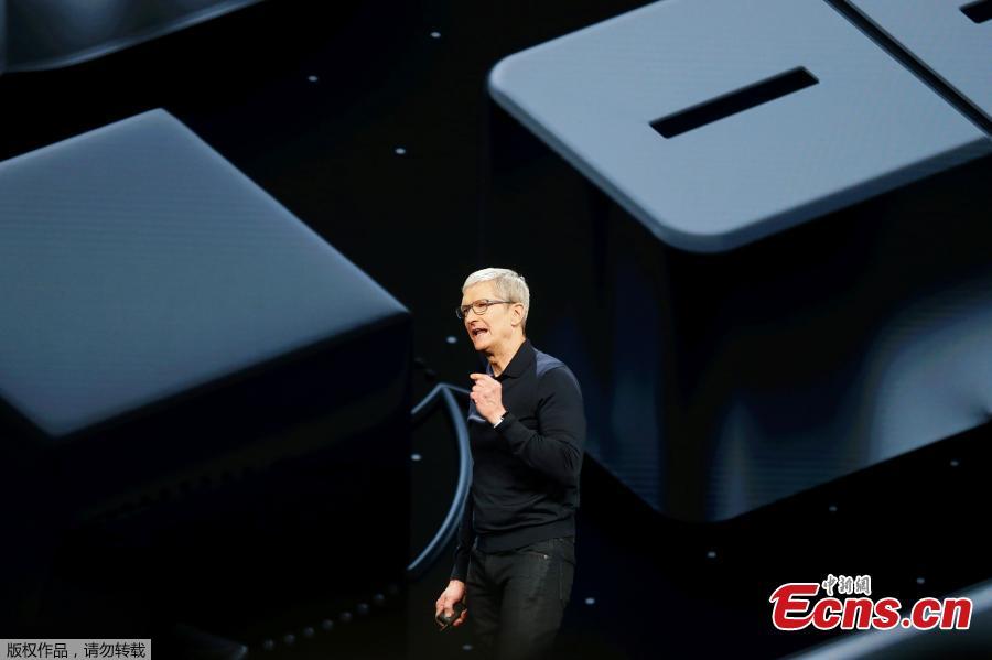 Apple Chief Executive Officer Tim Cook speaks at the Apple Worldwide Developer conference (WWDC) in San Jose, California, U.S., June 4, 2018. Apple Inc on Monday unveiled software upgrades that would let older iPhones run faster, help parents limit their children’s screen time and make its Siri voice assistant work more like a rival feature from Amazon.com. (Photo/Agencies)