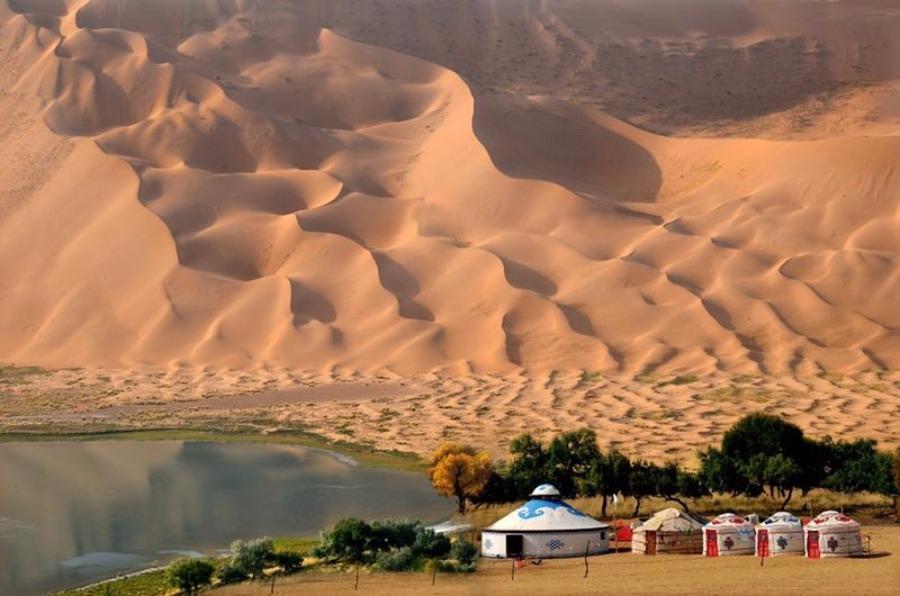 Desert Scenery From Badain Jaran Desert Scenery From Badain Jaran