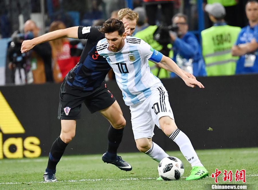 <?php echo strip_tags(addslashes(A match between Argentina and Croatia in a Group D match of the World Cup in Nizhny Novgorod, Russia, June 21, 2018. Croatia won 3-0. (Photo: China News Service/Mao Jianjun))) ?>