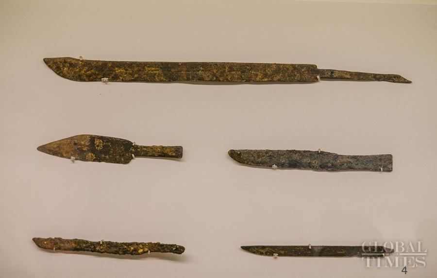 Iron weapons excavated from the Jiangkou ruins are displayed. (Photo: Li Hao/GT)