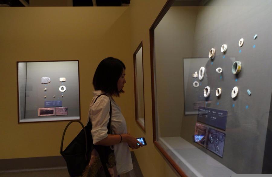 An exhibition featuring Jiaojia relics was unveiled at the National Museum of China on July 10. The exhibition consists of over 230 artifacts, most of which come from the Zhangqiu Jiaojia ruins in Shandong Province. The heritage site was listed as a top 10 archaeological discovery in China in 2017. (Photo/Xinhua)