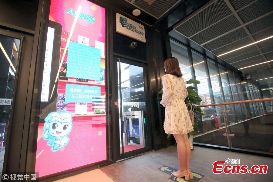 A smart, unmanned bookstore opens in Shenzhen City, South China’s Guangdong Province, July 18, 2018. The 178-sqm bookstore, the largest unmanned bookstore in China, allows customers to process their payments using facial recognition technology. After scanning a code to enter the bookstore, customers can find the precise location of a book and complete payment through Tencent’s popular social networking app WeChat. (Photo/VCG)