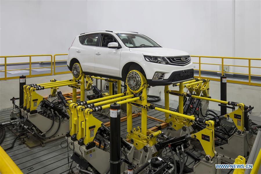 Photo taken on May 4, 2017 shows a vehicle test at a research and development center of Geely Auto in east China\'s Zhejiang Province. This year marks the 40th anniversary of China\'s reform and opening-up policy. (Xinhua)