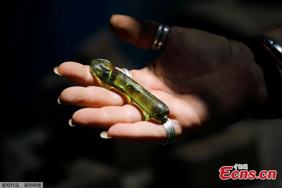 An archeological artifact is pictured at the site where a large-scale wine jug factory that dates back to the 3rd century and included recreational facilities has been uncovered in Gedera, according to archeologists, Israel July 31, 2018. (Photo/Agencies)