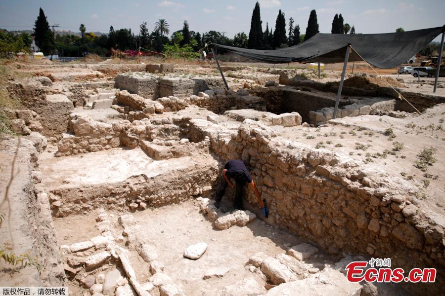 A general view shows of the site where a large-scale wine jug factory that dates back to the 3rd century and included recreational facilities has been uncovered in Gedera, according to archeologists, Israel July 31, 2018.(Photo/Agencies)