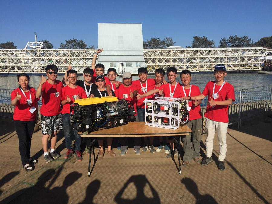 A Harbin Engineering University team wins the 21st RoboSub Competition in San Diego, California, the U.S., on Aug. 6, 2018. (Photo provided to chinadaily.com.cn)