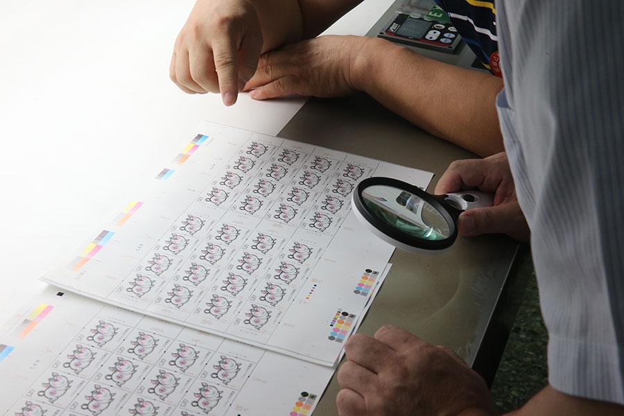 The Year of Pig zodiac stamps. (Photo/China Daily)