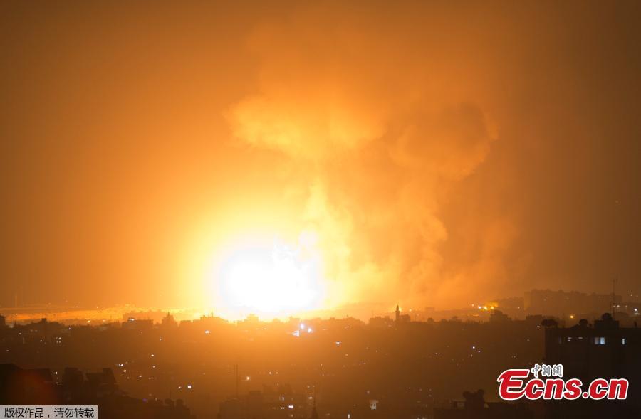 An explosion caused by Israeli airstrikes on Gaza City, Aug. 9, 2018. On Wednesday night and Thursday, Israeli aircraft struck more than 150 targets in Gaza and Palestinian militants fired scores of rockets including a long-range missile deep into Israel, escalating fighting despite the ongoing truce talks. (Photo/Agencies)